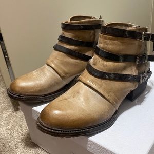 Freebird Mateo tan size 10